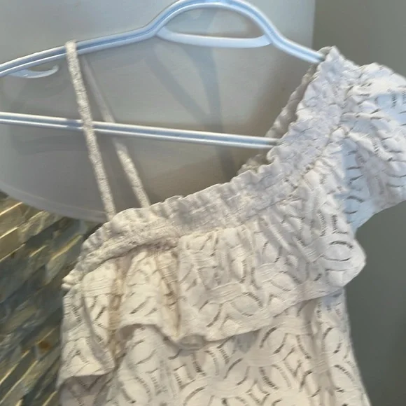 White Lace Ruffle Top - Picture 3 of 6